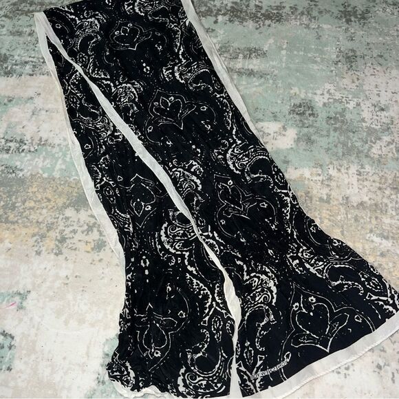 Jones NY Black and White Patterned Scarf - Picture 1 of 5